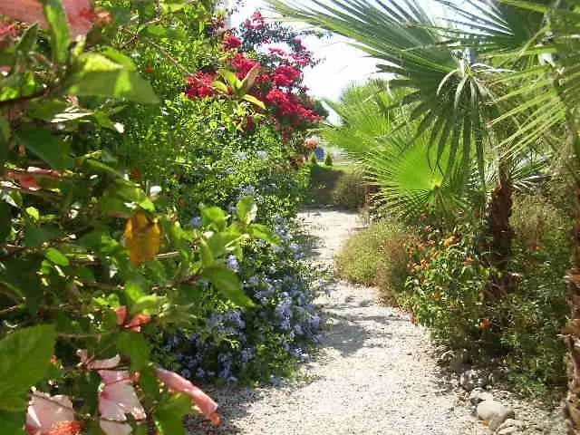 Bed & Breakfast Escuela La Crujia Bed and Breakfast Velez Malaga