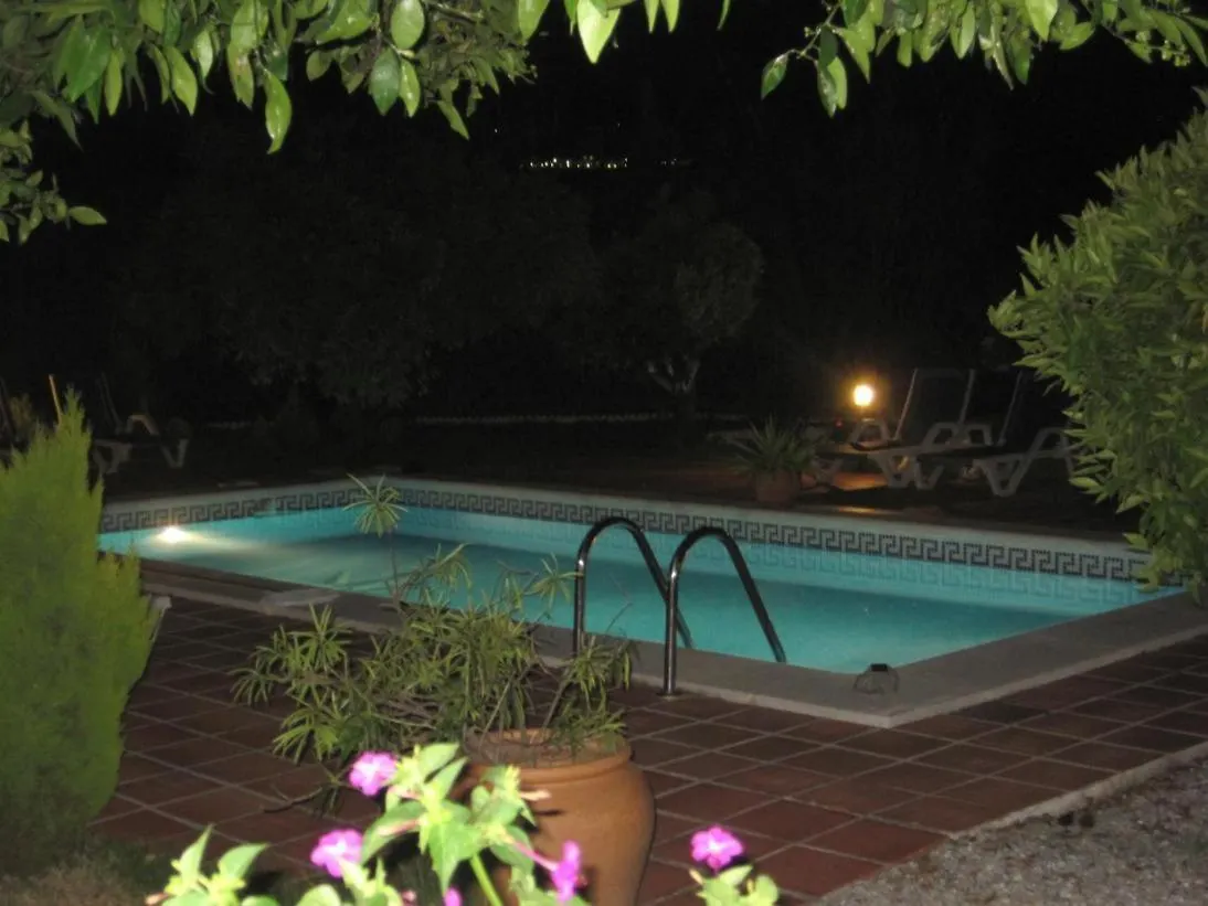 Escuela La Crujia Bed and Breakfast Velez Malaga Bed & Breakfast